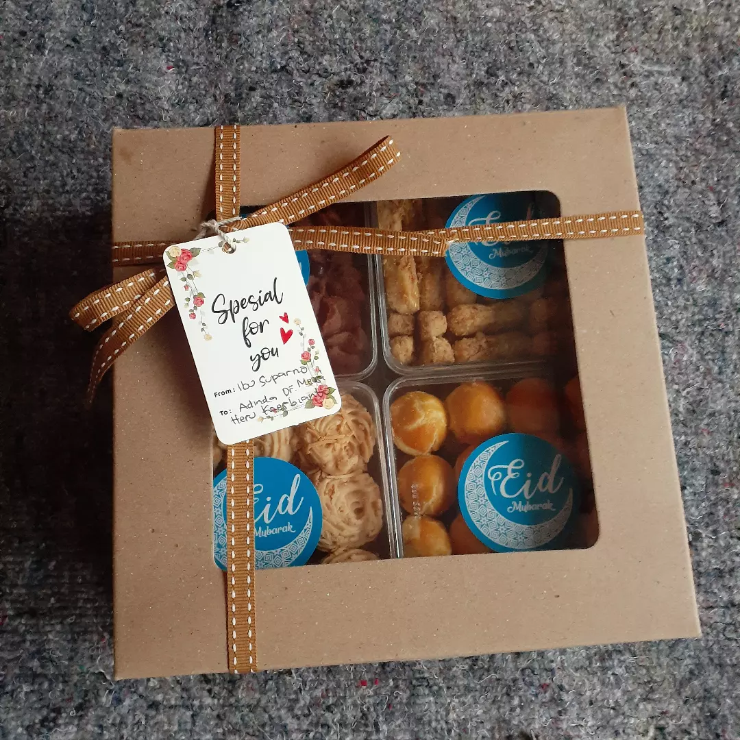 Corporate Gift Snack Box homemade Nabila Shop